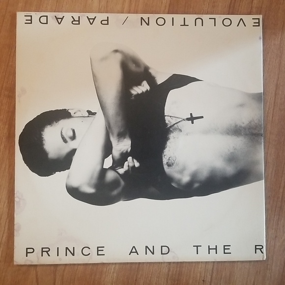 PRINCE AND THE REVOLUTION / PARADE ALBUM - Picture 4 of 4